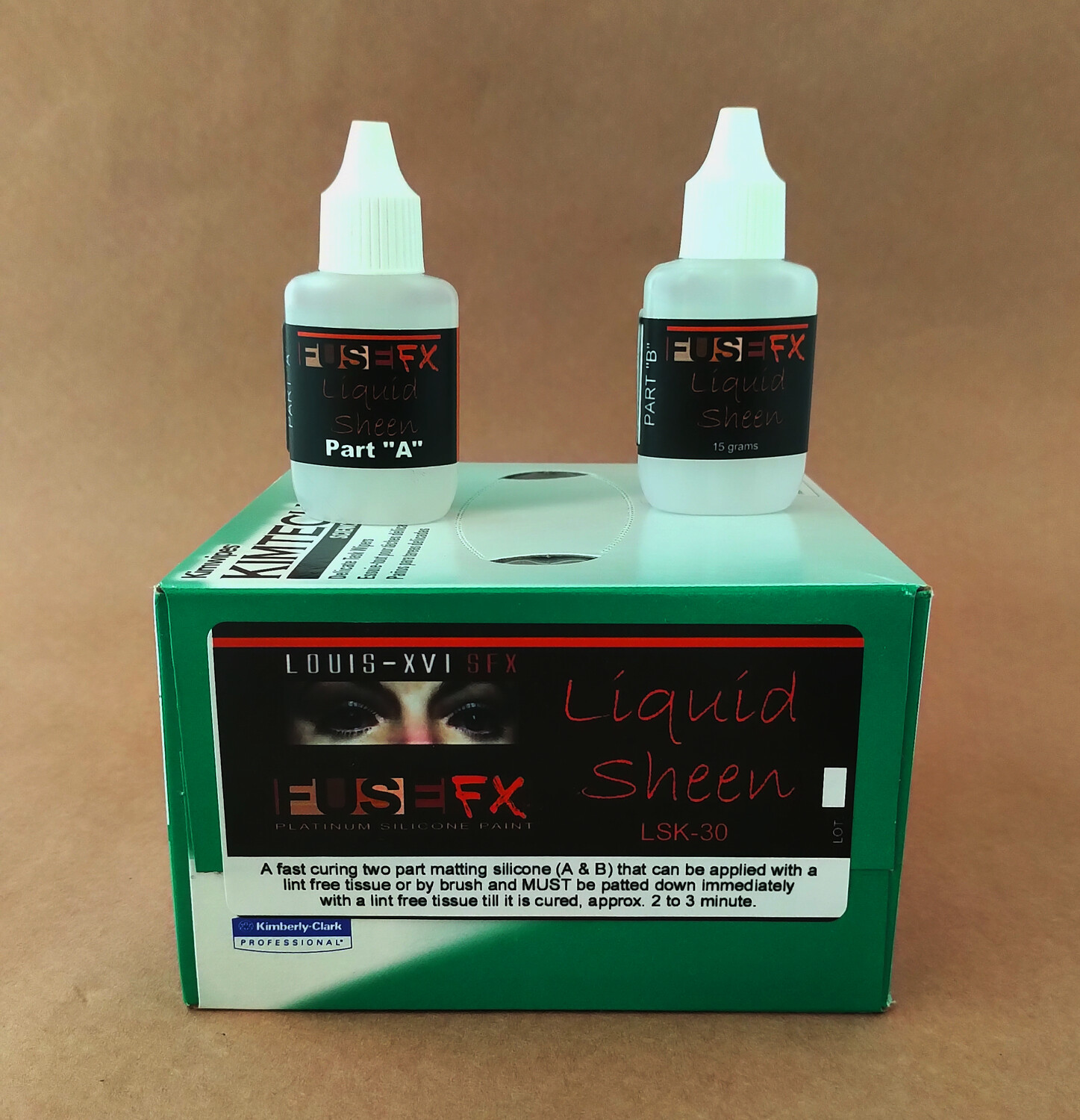 FuseFX Liquid Sheen With Lint-Free Tissues, Size: 30g Liquid Sheen Kit with Lint-Free Tissue