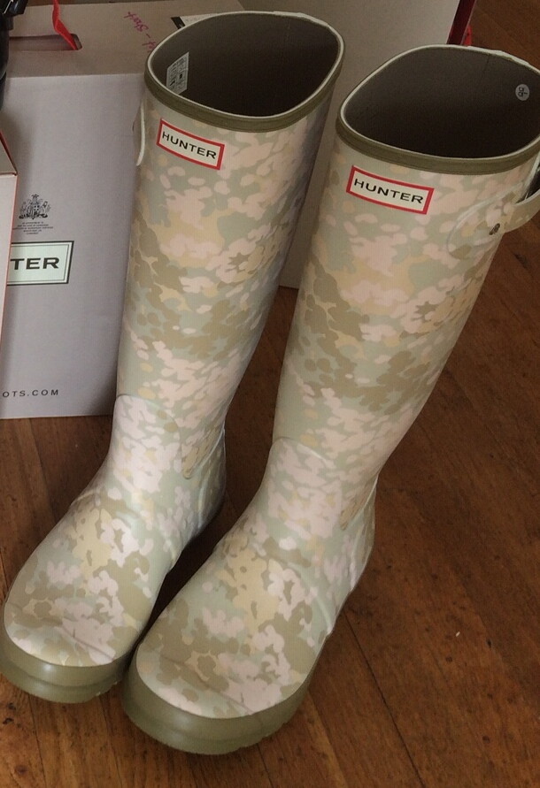 hunter boots size 10