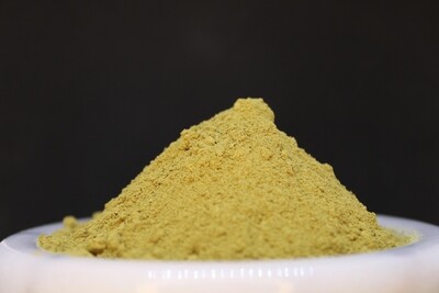 High Sierra Herbals gold vein kratom powder. Gold vein is a mix between green vein and red vein kratom powder which provides a mood boost along with pain relief.