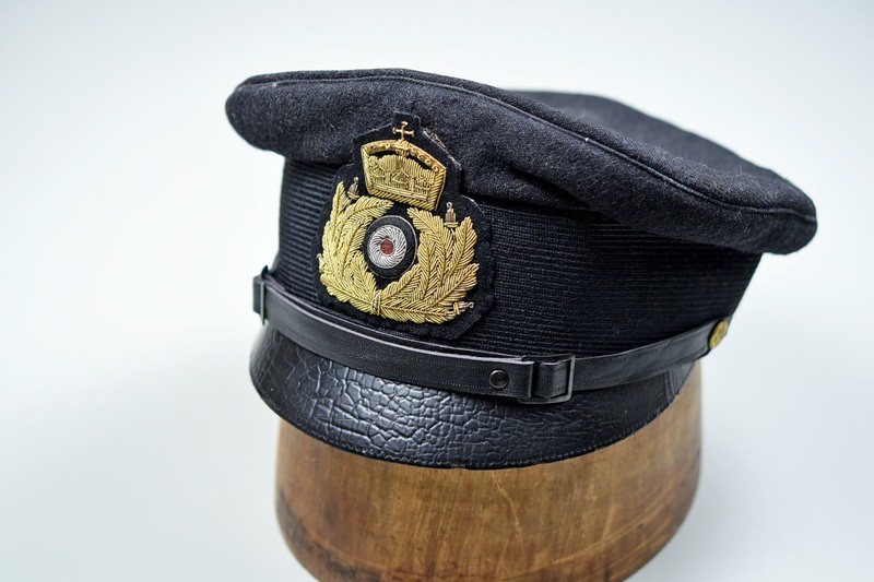 WWI GERMAN KAISERMARINE OFFICER'S VISOR HAT W/BULLION INSIGNIA - UNBELIEVABLE REPLICA! WWI GERMAN KAISERMARINE OFFICER'S VISOR HAT W/BULLION INSIGNIA - UNBELIEVABLE REPLICA!