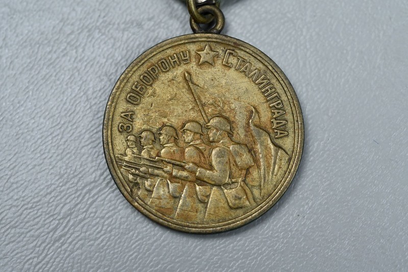 WWII SOVIET DEFENSE OF STALINGRAD MEDAL