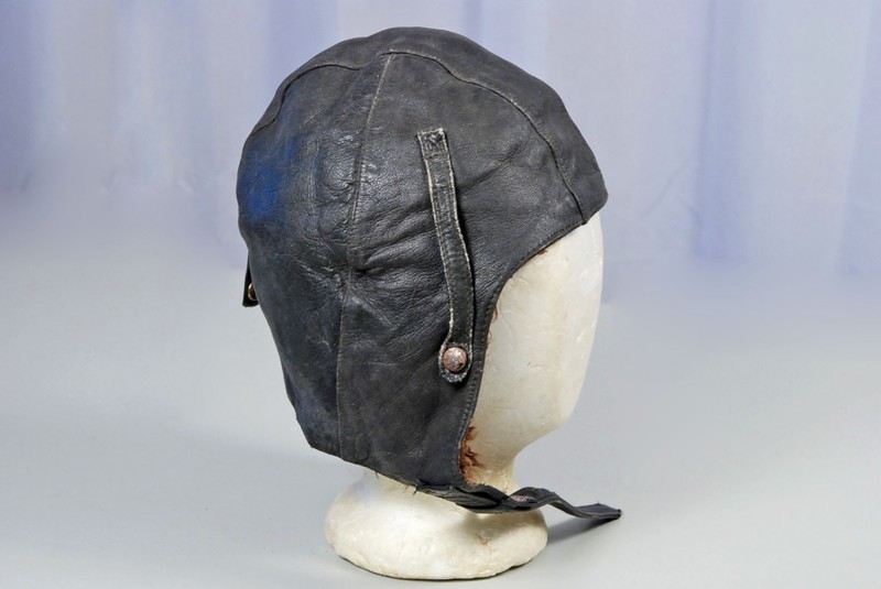 WWII SOVIET AIR FORCE LEATHER FLIGHT HELMET