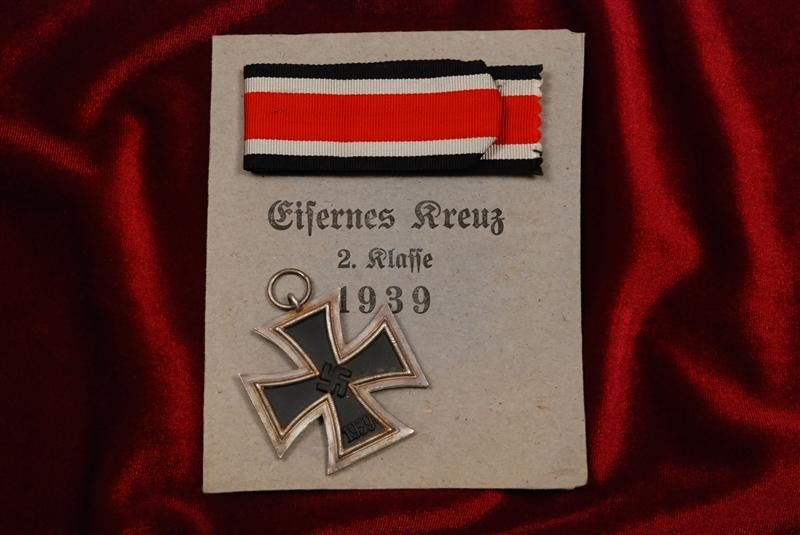 WWII GERMAN 1939 IRON CROSS 2nd CLASS w/SCARCE WIDE FRAME &amp; SMALL RING IN TITLED PACKET - EXCELLENT!
