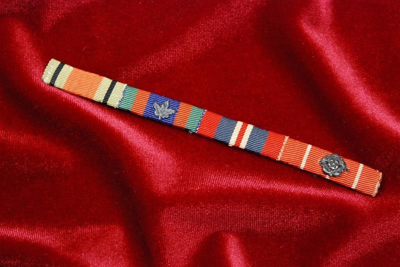 WORLD WAR II CANADIAN 4 PLACE RIBBON BAR WORLD WAR II CANADIAN 4 PLACE RIBBON BAR