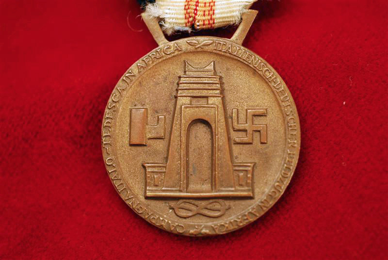 WWII GERMAN AFRIKA KORPS EARLY BRONZE CAMPAIGN MEDAL w/ORIGINAL ITALIAN MADE RIBBON