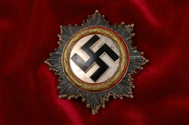 WWII GERMAN CROSS IN GOLD MARKED “1” BY DESCHLER - EXTREMELY FINE!