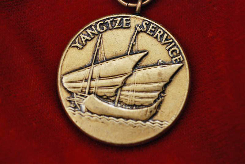 WWII U.S. MARINE CORPS YANGTZE SERVICE MEDAL