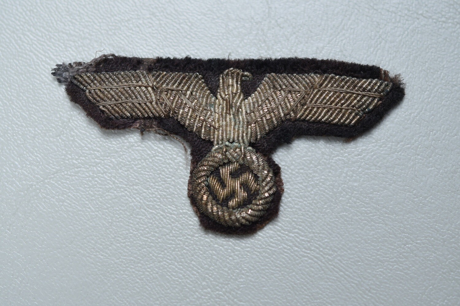 WWII GERMAN ARMY OFFICER&#39;S BULLION VISOR HAT EAGLE