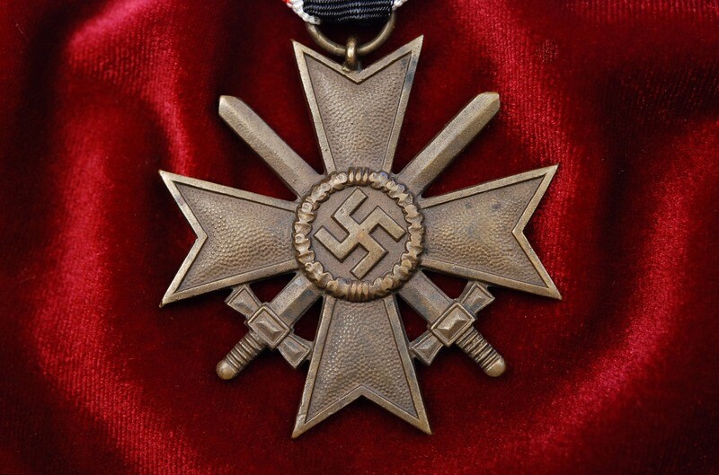 WWII GERMAN 1939 WAR MERIT CROSS 2nd CLASS w/SWORDS-EARLY BRONZE ISSUE