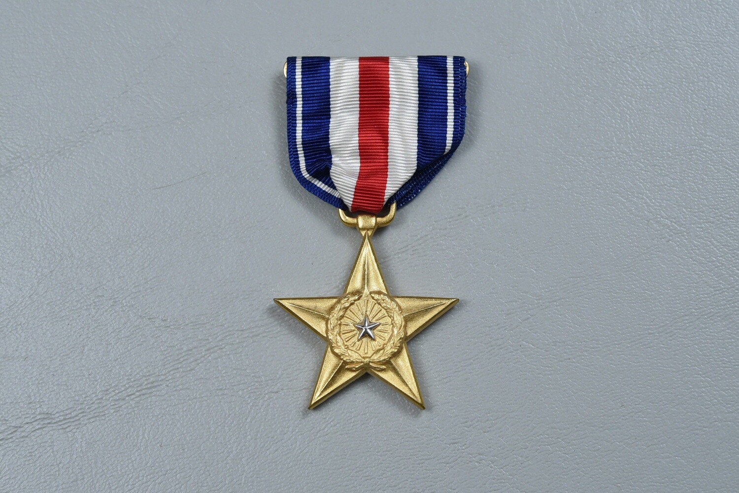 WWII U.S. SILVER STAR # 62721 - SLOT BROACH, THICK PLANCHET