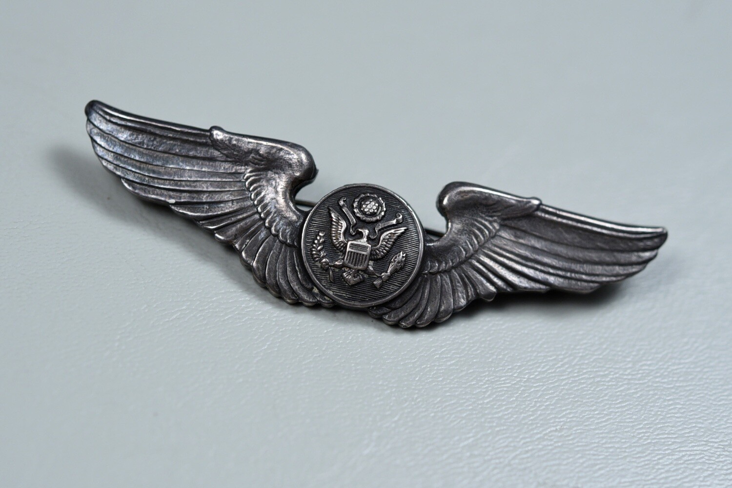 WWII U.S. ARMY AIR CORPS AIR CREW WING BY A.E. CO. - STERLING