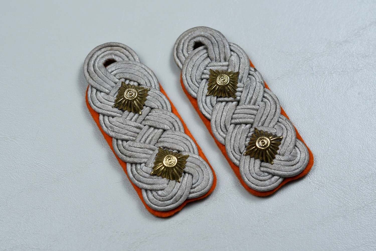 WWII GERMAN FIELD POLICE COLONEL&#39;S SHOULDER BOARDS - MATCH PAIR