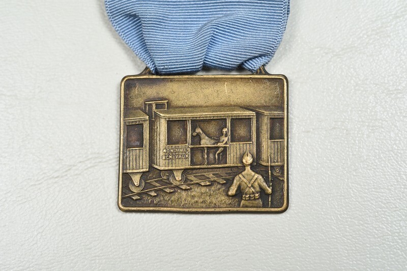 WWI U.S. 40 &amp; 8 VETERAN'S MEDAL ON HORIZON BLUE RIBBON