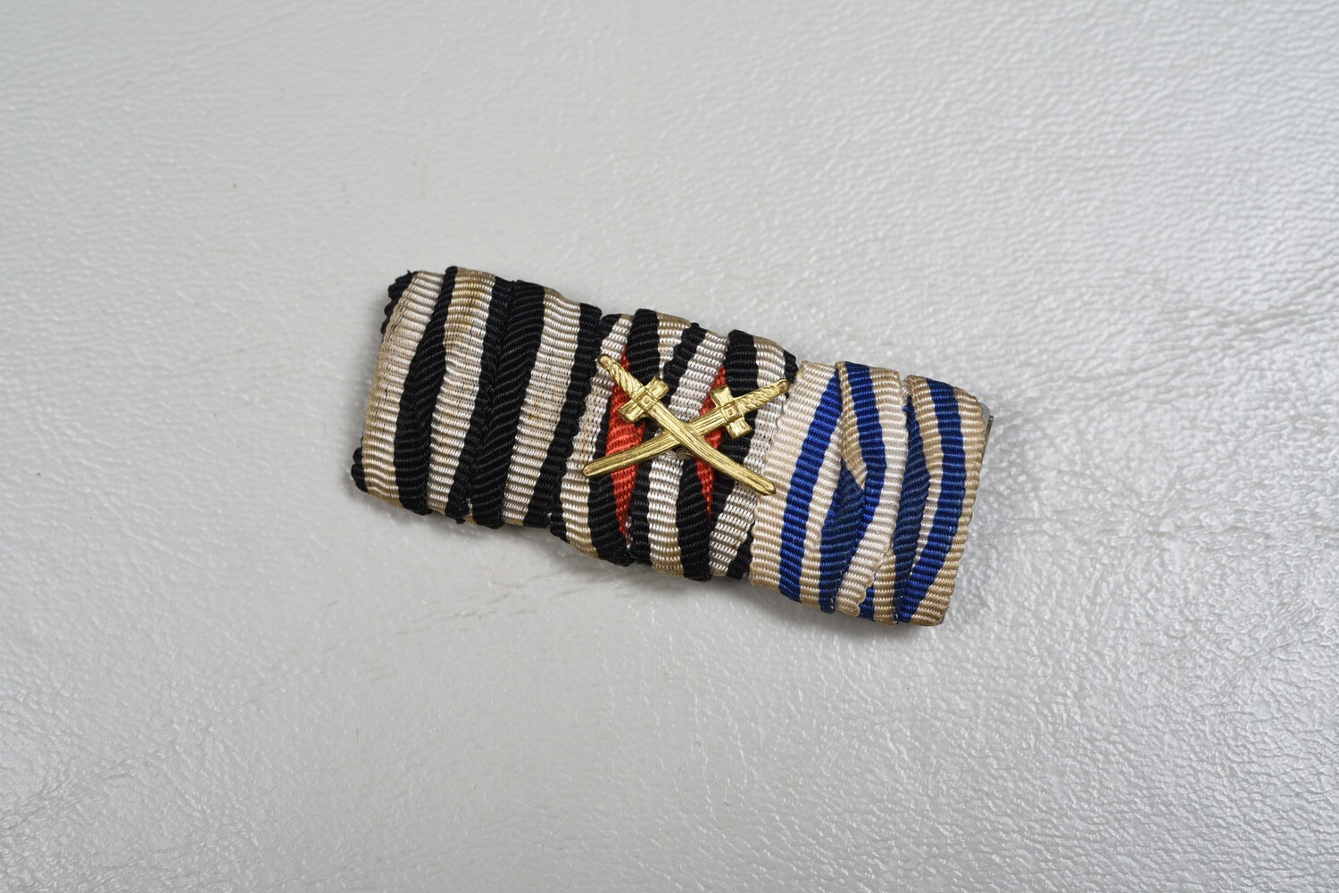 WWI GERMAN 1914 IRON CROSS 3-PLACE BAVARIAN RIBBON BAR - DOUBLE DRAPED