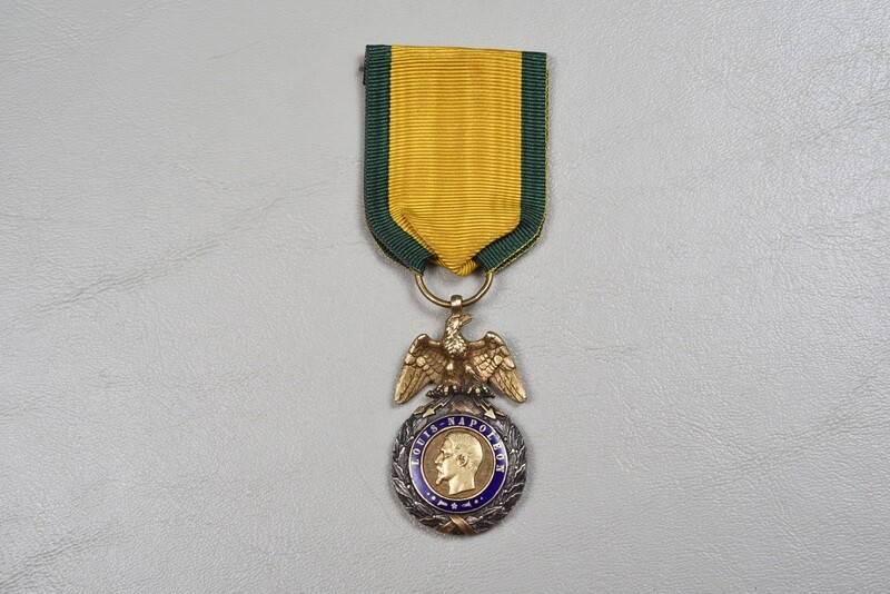 FRENCH 2nd EMPIRE CRIMEAN WAR MEDAILLE MILITAIRE ON ORIGINAL RIBBON FRENCH 2nd EMPIRE CRIMEAN WAR MEDAILLE MILITAIRE ON ORIGINAL RIBBON