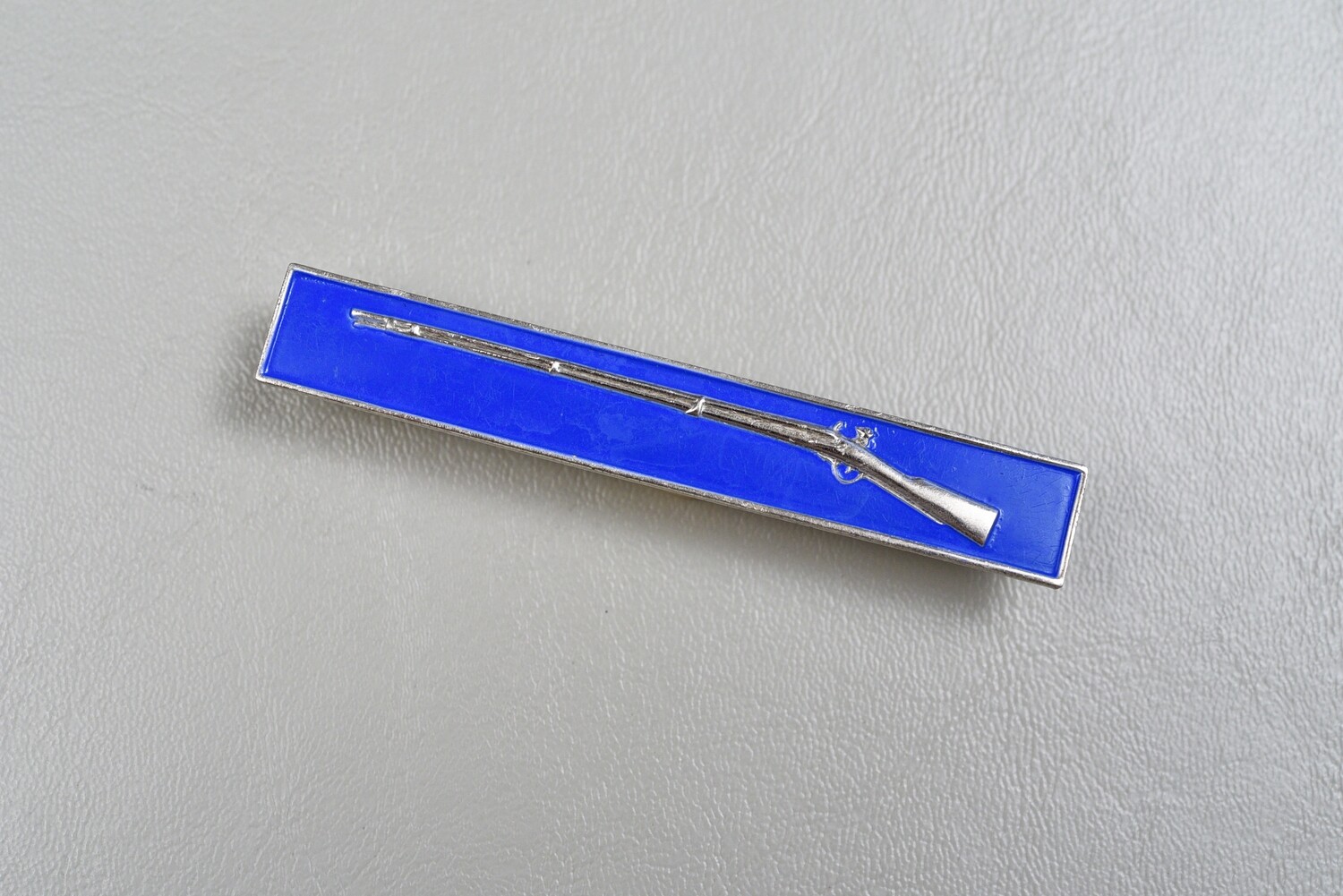 WWII U.S. EXPERT INFANTRY BADGE - STERLING