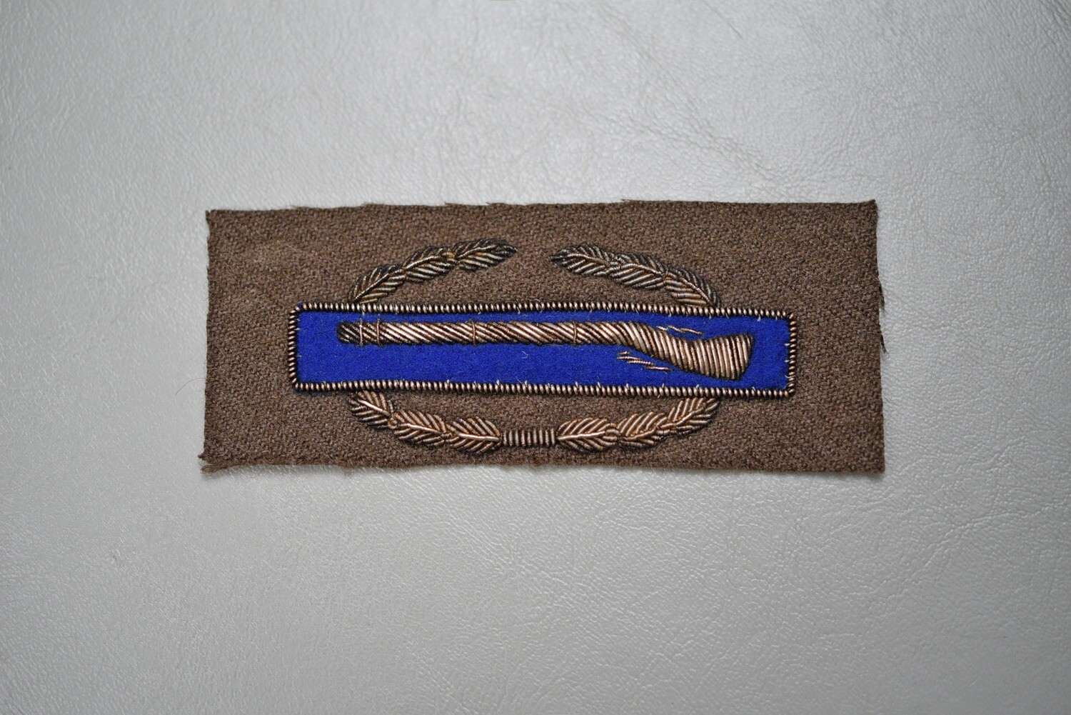 WWII U.S. COMBAT INFANTRY BADGE IN BULLION