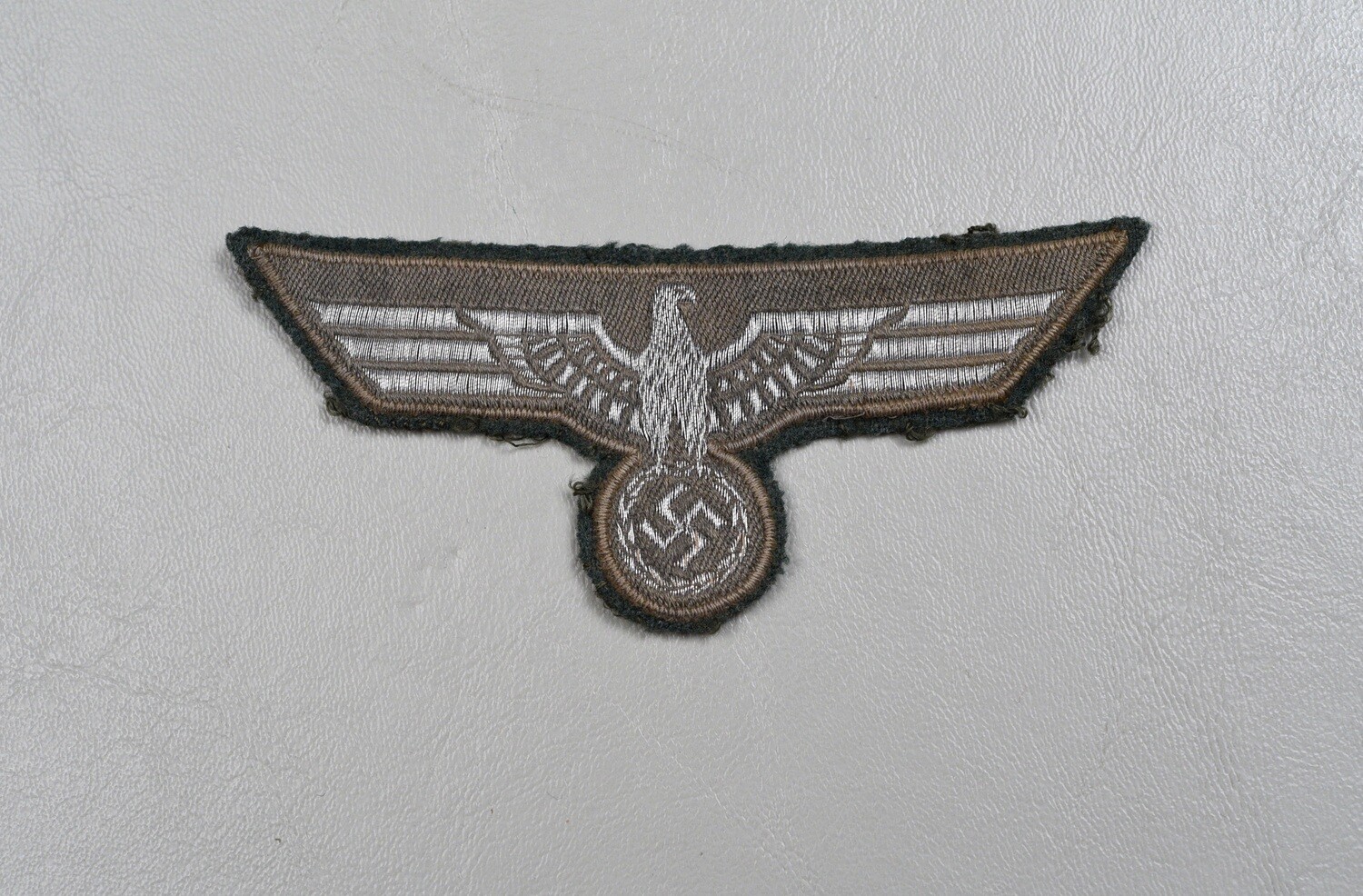 WWII GERMAN ARMY WAFFENROCK BREAST EAGLE