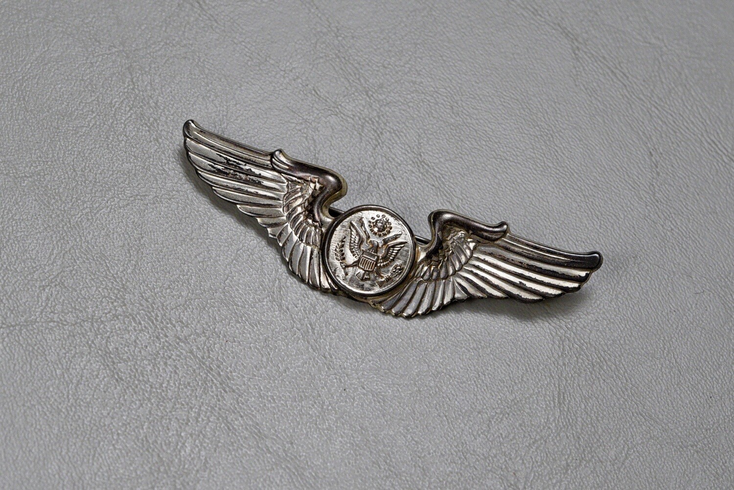 WWII U.S. ARMY AIR CORPS AIR CREW WING w/RHODIUM FINISH