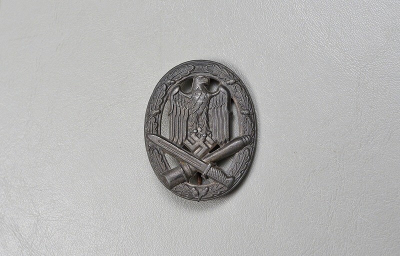 WWII GERMAN GENERAL ASSAULT BADGE