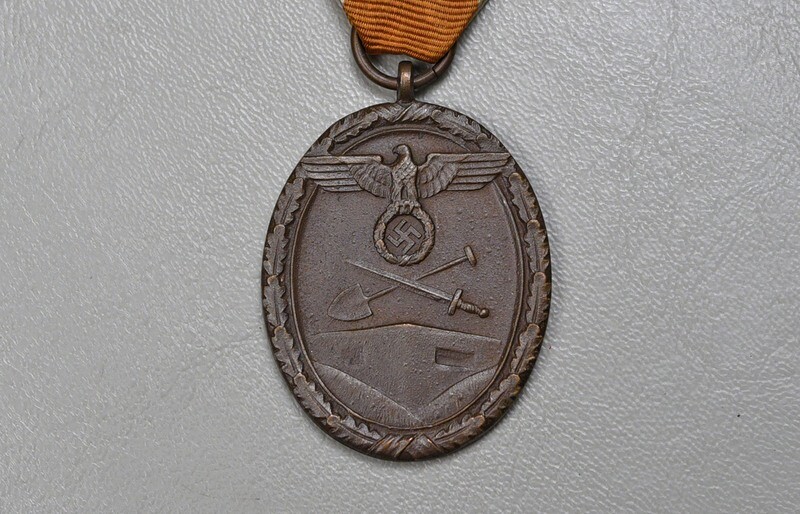 WWII GERMAN WEST WALL MEDAL IN ENVELOPE BY CARL POELLATH, STROBENHAUSEN