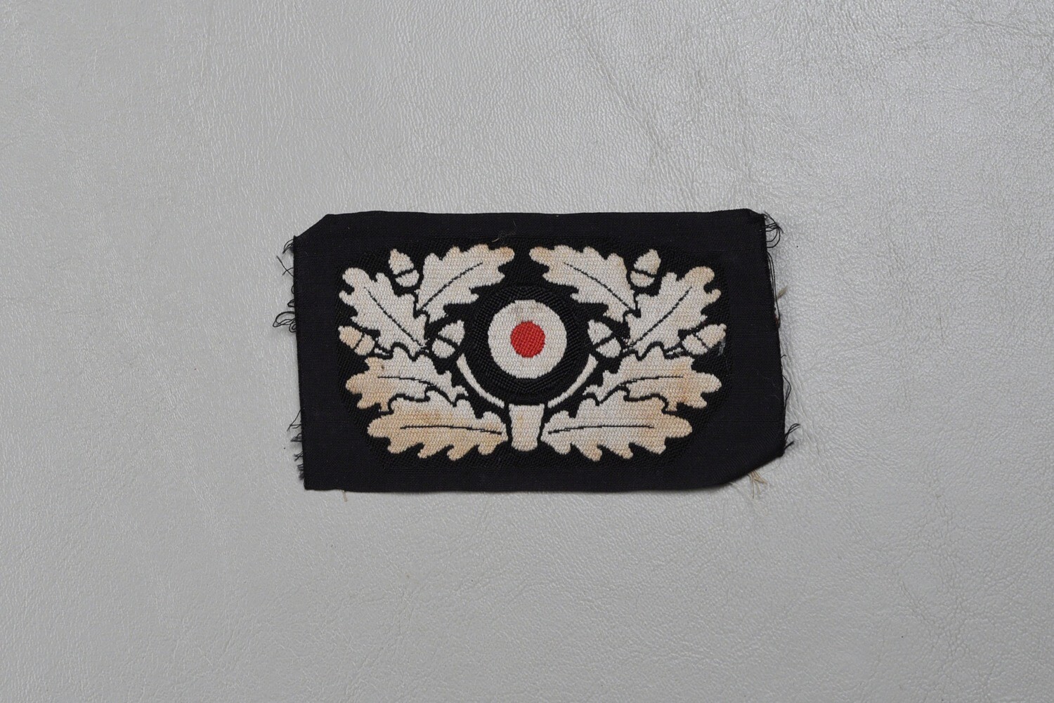 WWII GERMAN PANZER BERET WREATH &amp; COCKADE - BEVO