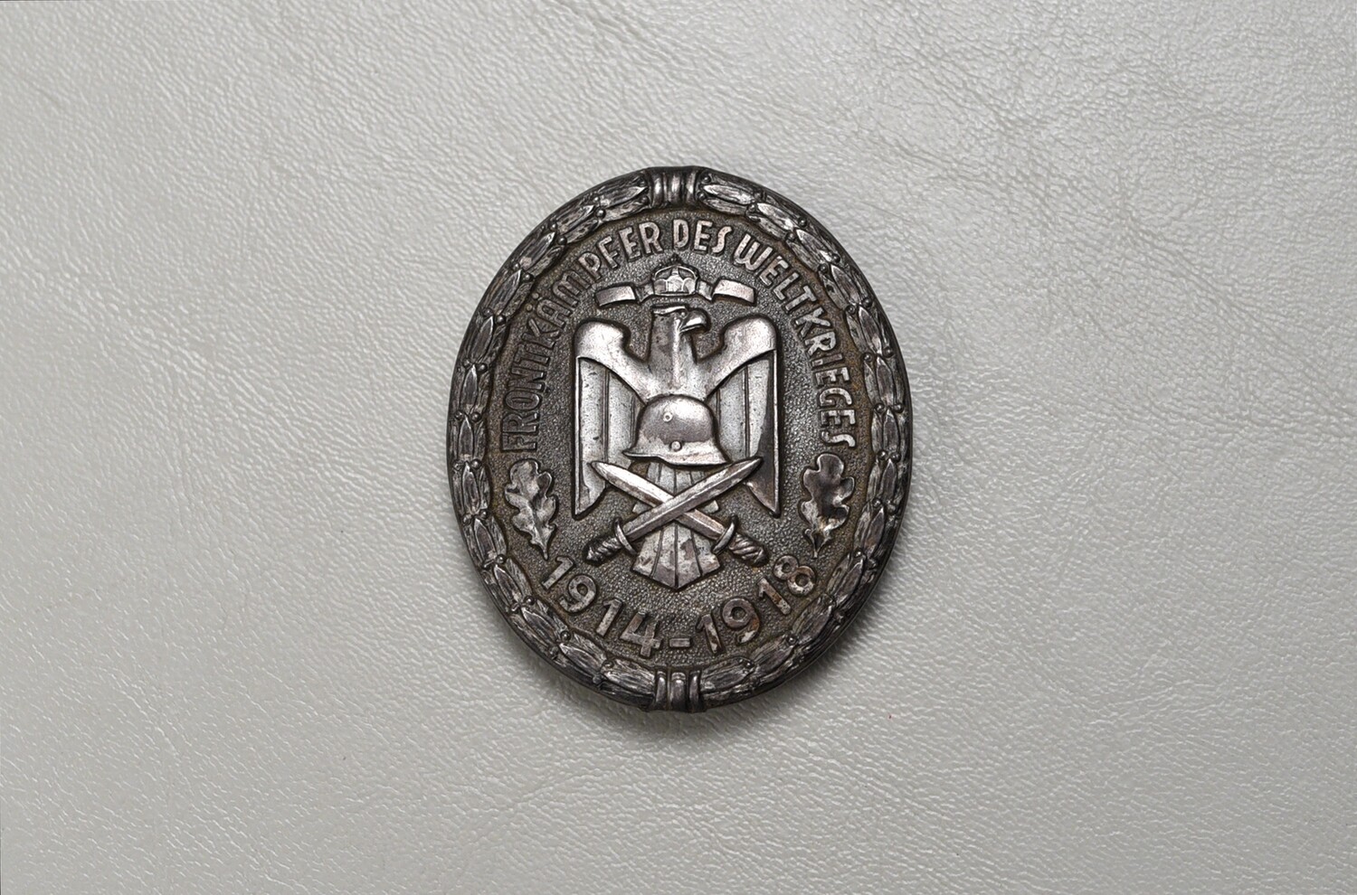 WWI GERMAN 1914-1918 FRONT-FIGHTER OF THE WORLD WAR DECORATION