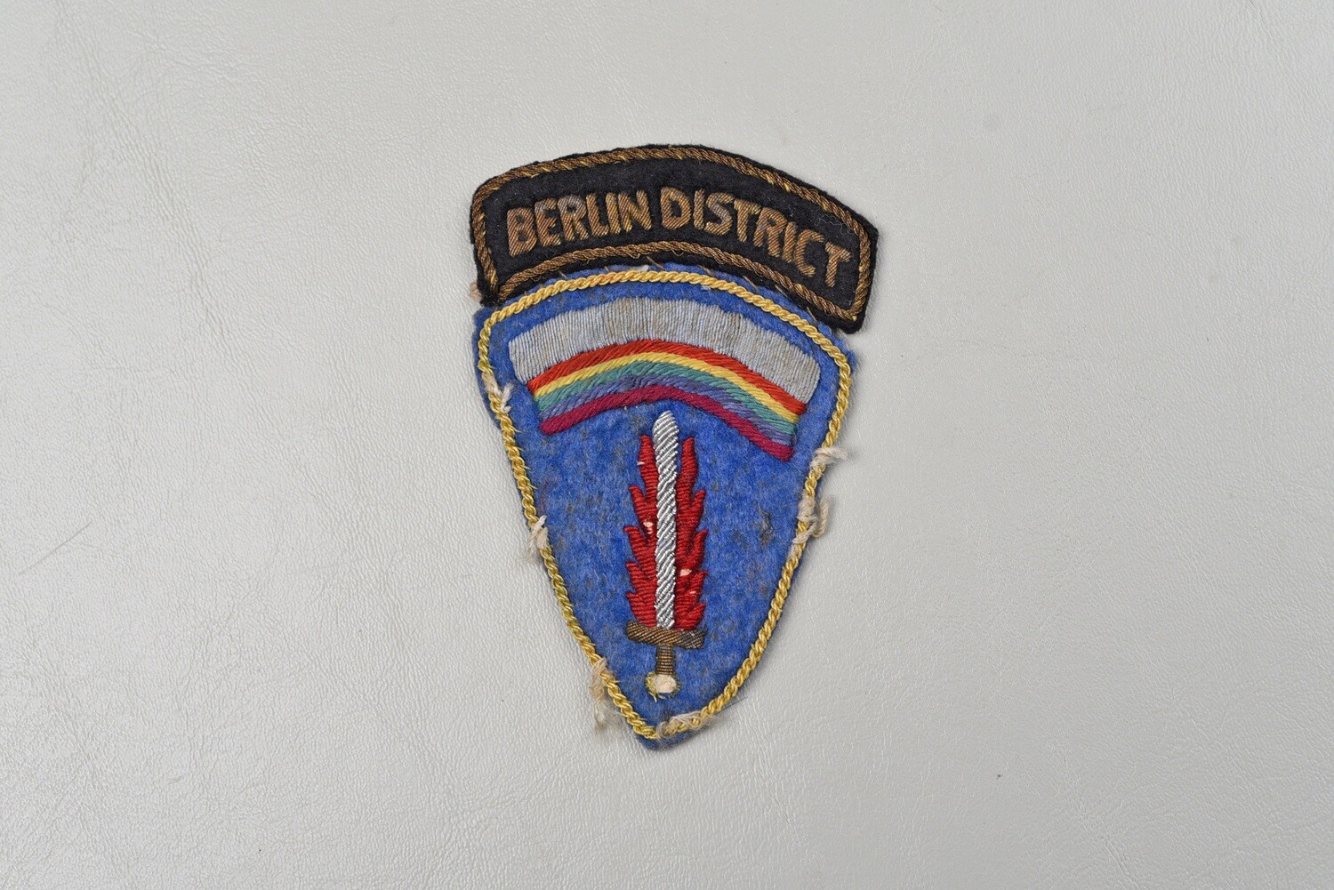 WWII U.S. S.H.A.E.F. PATCH w/&quot;BERLIN DISTRICT&quot; TAB - GERMAN MADE BULLION