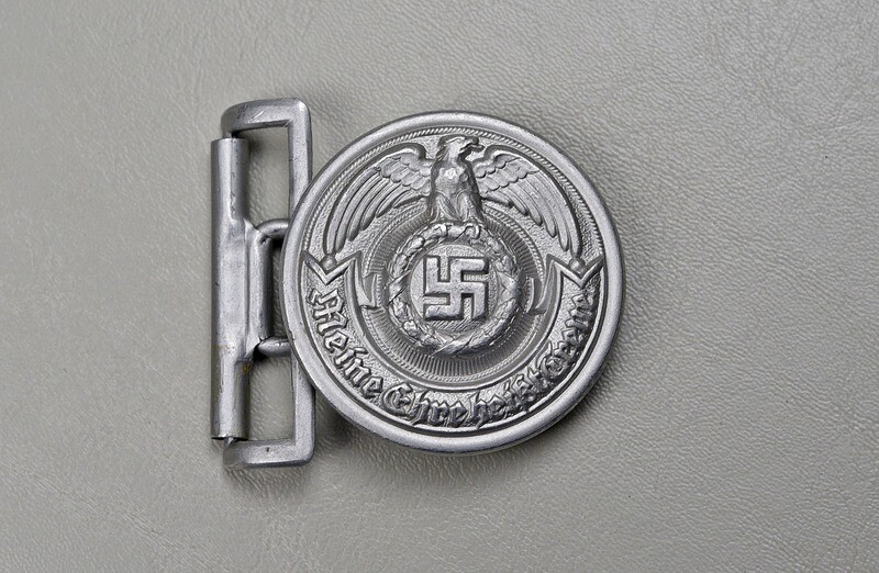 WWII GERMAN SS OFFICER’S BELT BUCKLE 36/38 BY OVERHOFF &amp; CIE LÜDENSCHEID