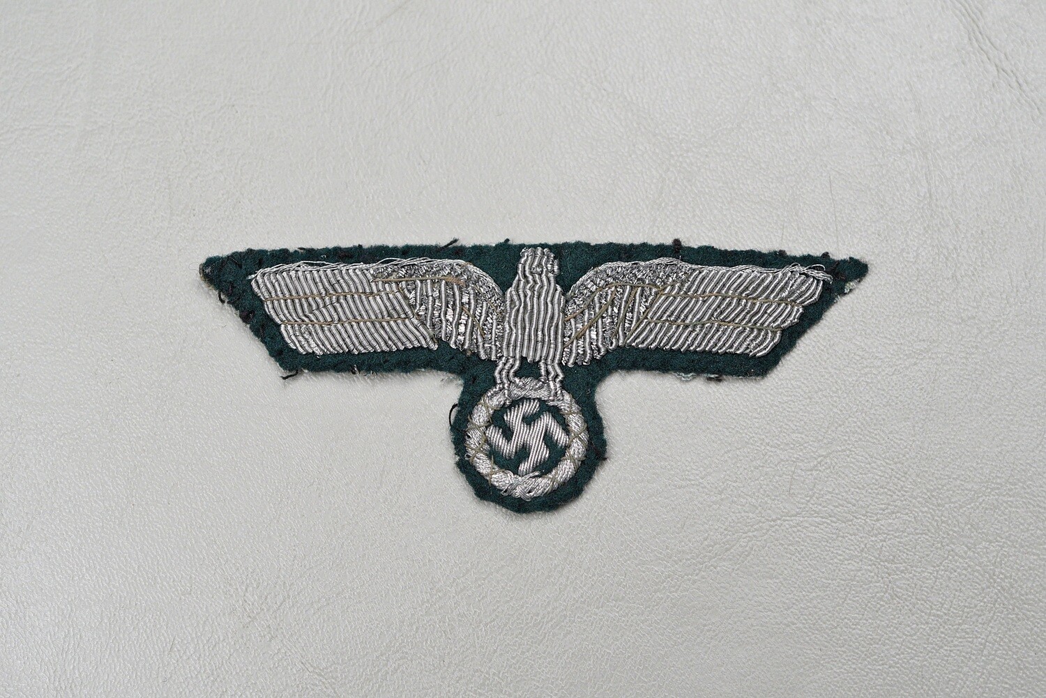 WWII GERMAN ARMY OFFICER&#39;S BREAST EAGLE – UNIFORM REMOVED