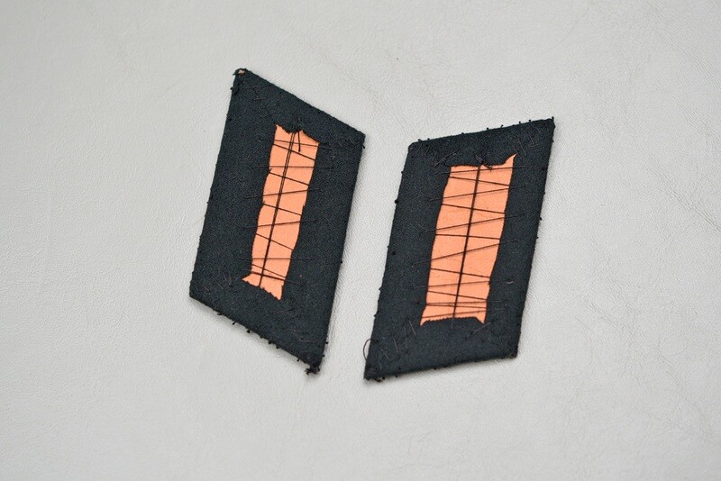 WWII GERMAN ARMY ARTILLERY OFFICER BULLION COLLAR TABS - UNIFORM REMOVED MATCH SET