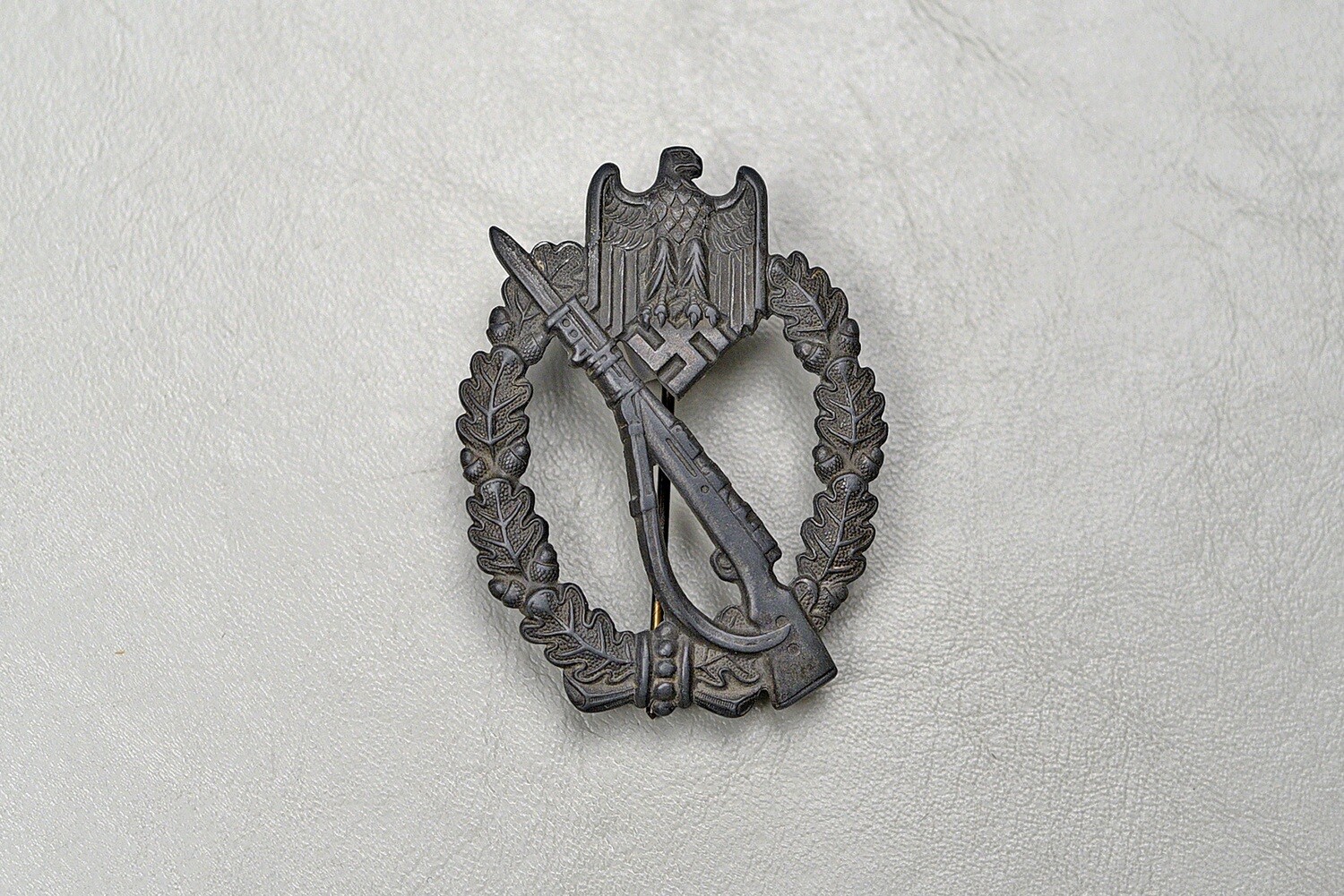 WWII GERMAN INFANTRY ASSAULT BADGE IN SILVER BY JB&amp;CO.