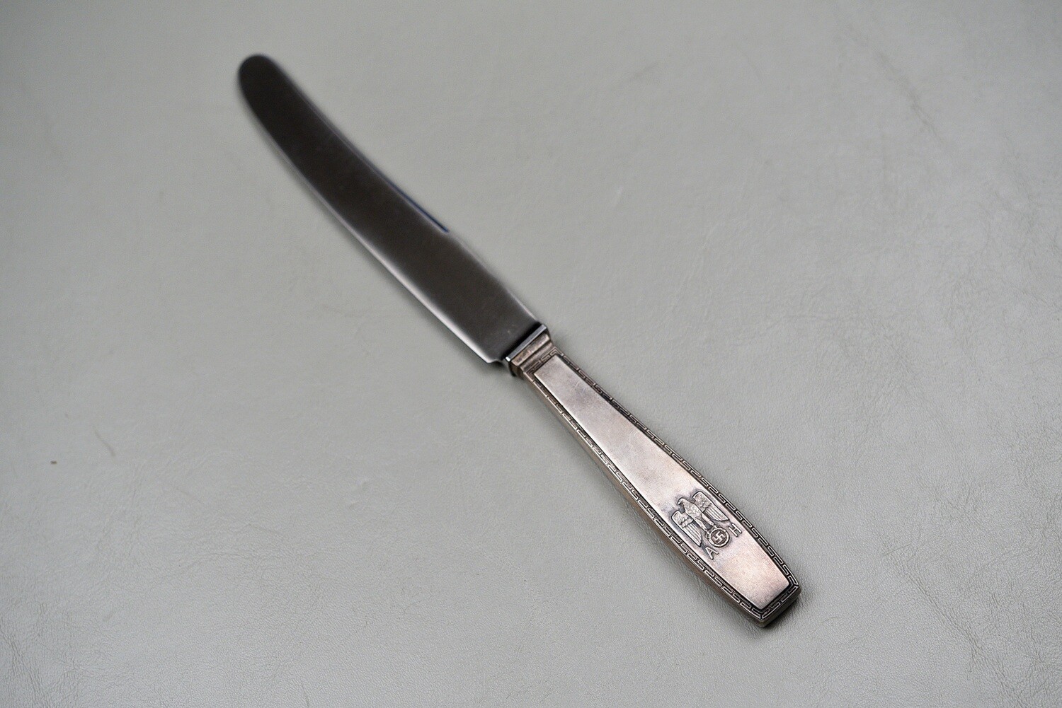 WWII ADOLF HITLER FORMAL PATTERN DINNER KNIFE