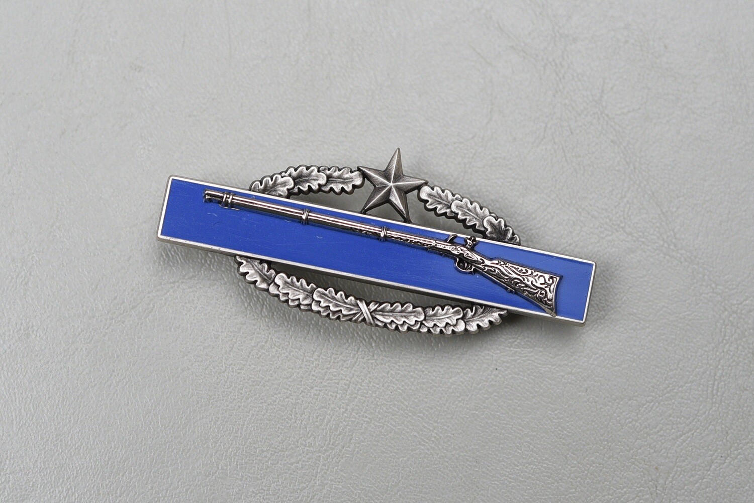 KOREAN WAR U.S. ARMY COMBAT INFANTRY BADGE BY J BALME, FRANCE