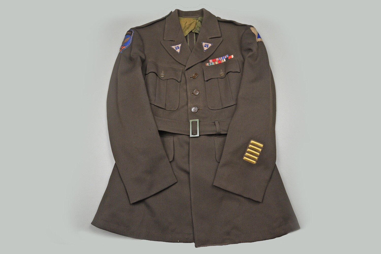 WWII U.S. NON-COMBATANT OFFICERS UNIFORM w/ BULLION 1st ALLIED AIRBORNE PATCH