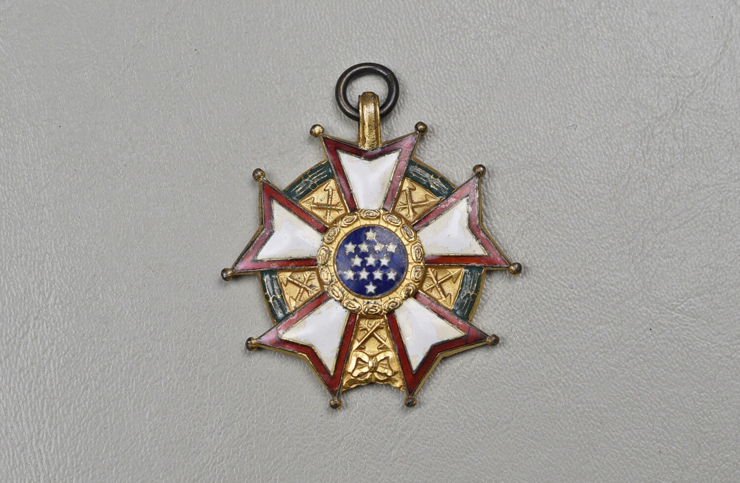 WWII LEGION OF MERIT SILVER PLANCHET - EARLY WAR ISSUE