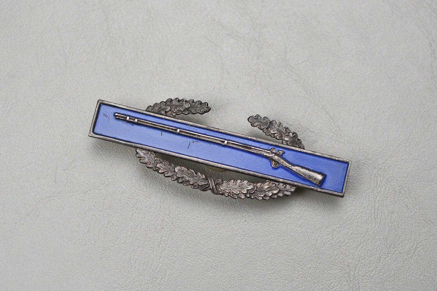 WWII U.S. COMBAT INFANTRY BADGE w/FROSTED BACK - STERLING
