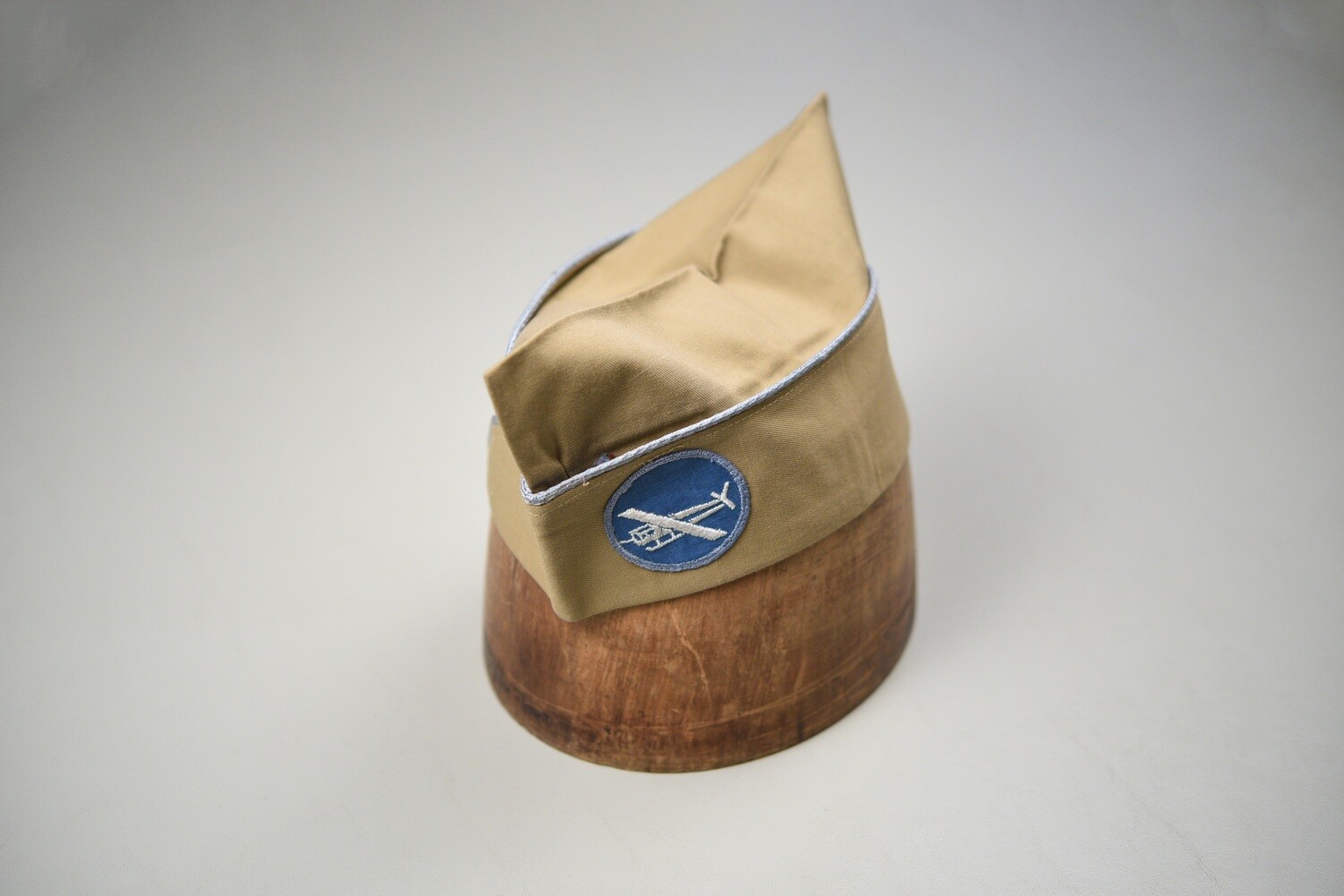 WWII U.S. GLIDER INFANTRY REGIMENT ENLISTED KHAKI OVER SEAS CAP