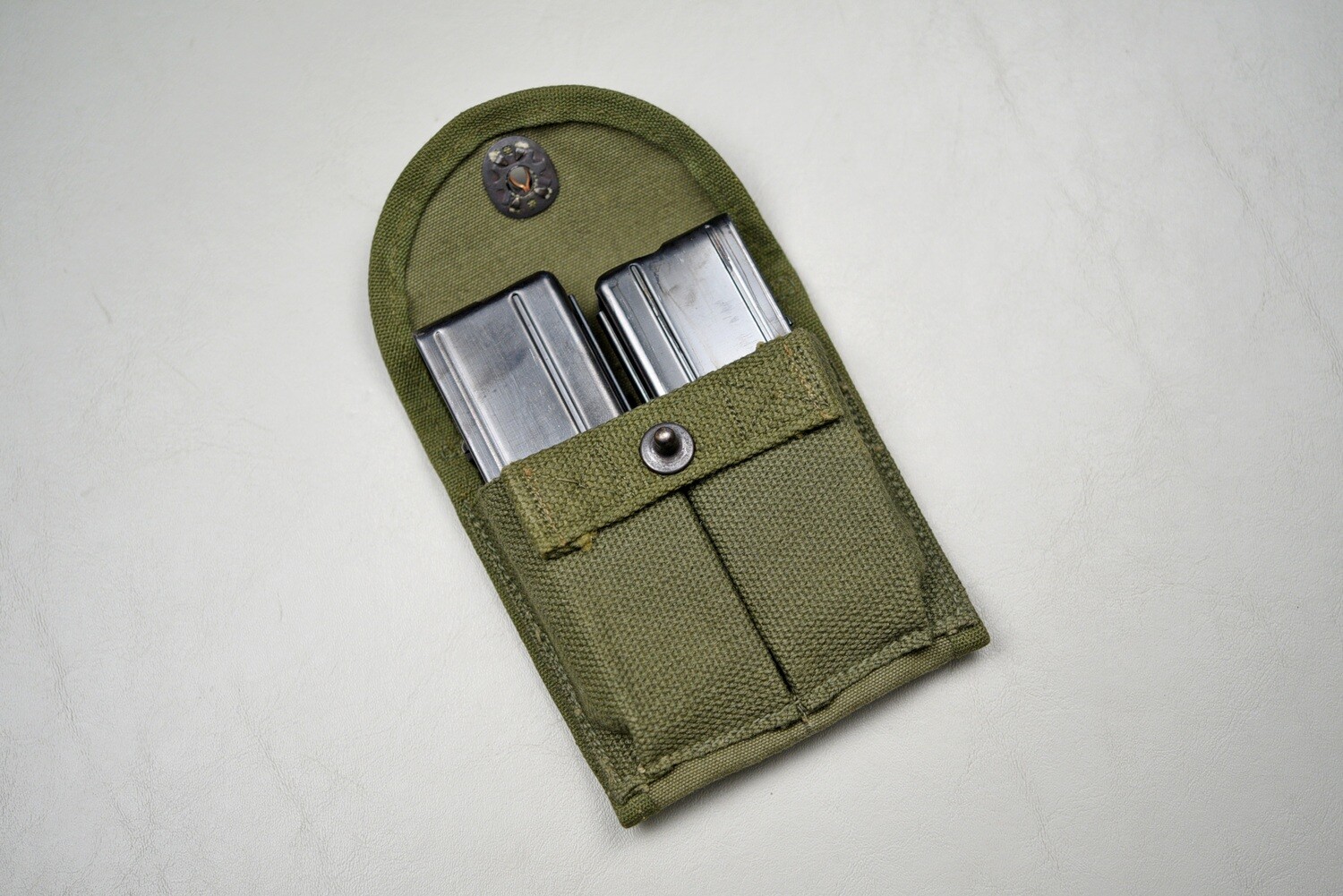 WWII U.S. M1 CARBINE CLIP POUCH w/2 MAGAZINES - DATED &quot;43&quot; &amp; NEAR MINT