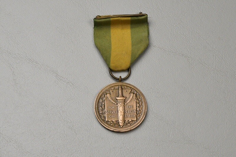 U.S. MEXICAN BORDER SERVICE MEDAL w/WRAP BROACH - NAMED & NUMBERED U.S. MEXICAN BORDER SERVICE MEDAL w/WRAP BROACH - NAMED & NUMBERED