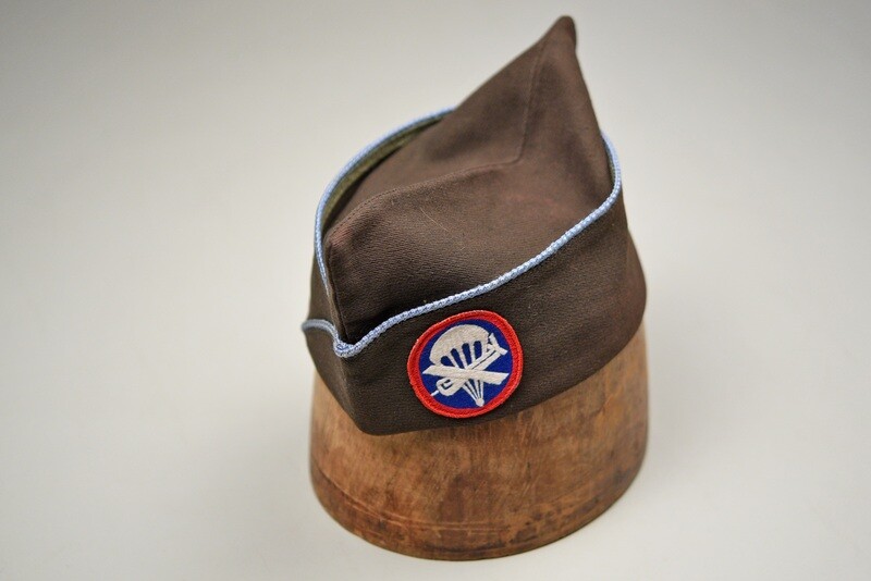 WWII U.S. AIRBORNE CHOCOLATE BROWN ENLISTED OVERSEAS CAP WWII U.S. AIRBORNE CHOCOLATE BROWN ENLISTED OVERSEAS CAP