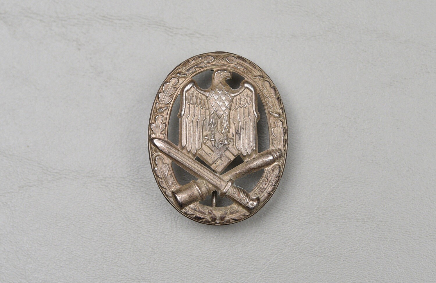 WWII GERMAN GENERAL ASSAULT BADGE
