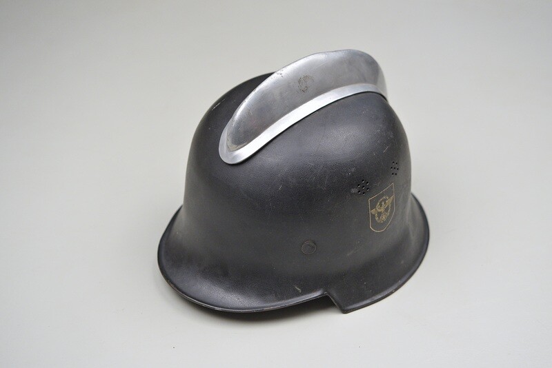 WWII GERMAN MODEL 1934 FIRE POLICE DD HELMET w/COMB - COMPLETE