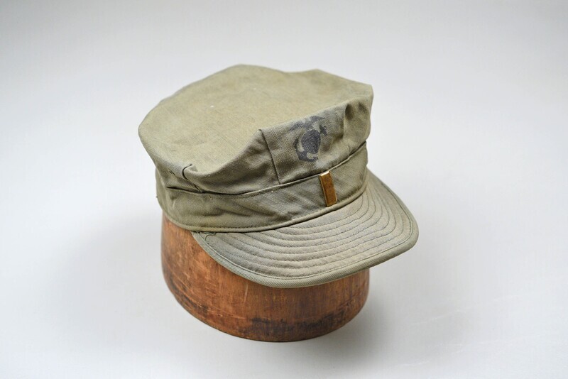 WWII U.S. MARINE CORPS OFFICER’S P44 UTILITY CAP