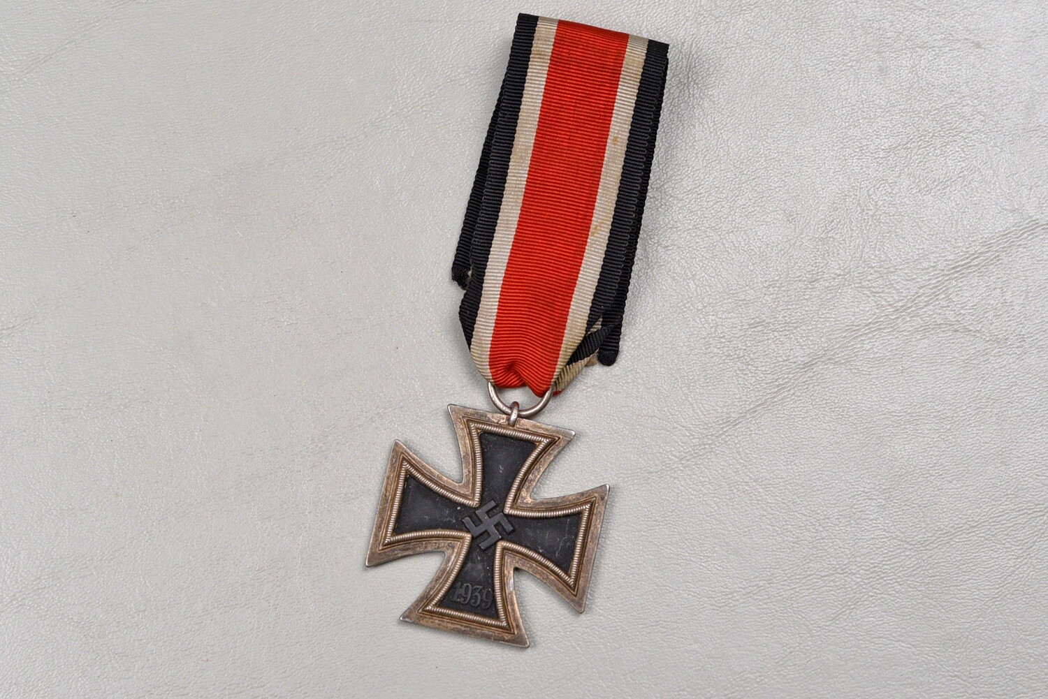 WWII GERMAN 1939 IRON CROSS 2nd CLASS ON LONG LENGTH OF RIBBON