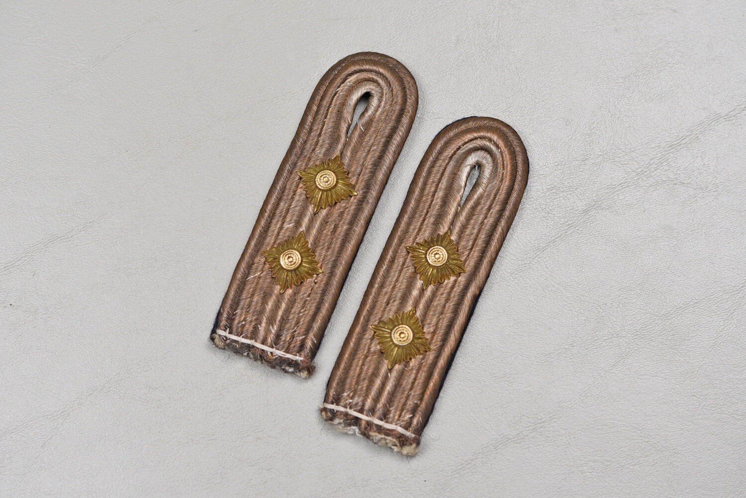 WWII GERMAN KRIEGSMARINE KAPITÄNLEUTNANT SHOULDER BOARDS - MATCHED PAIR
