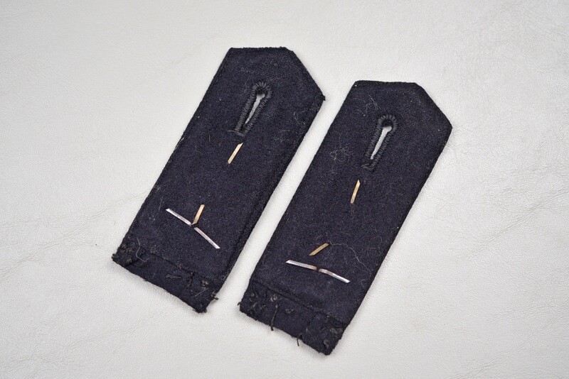 WWII GERMAN KRIEGSMARINE BOATSWAIN'S MATE 1st CLASS SHOULDER BOARDS - MATCHED PAIR