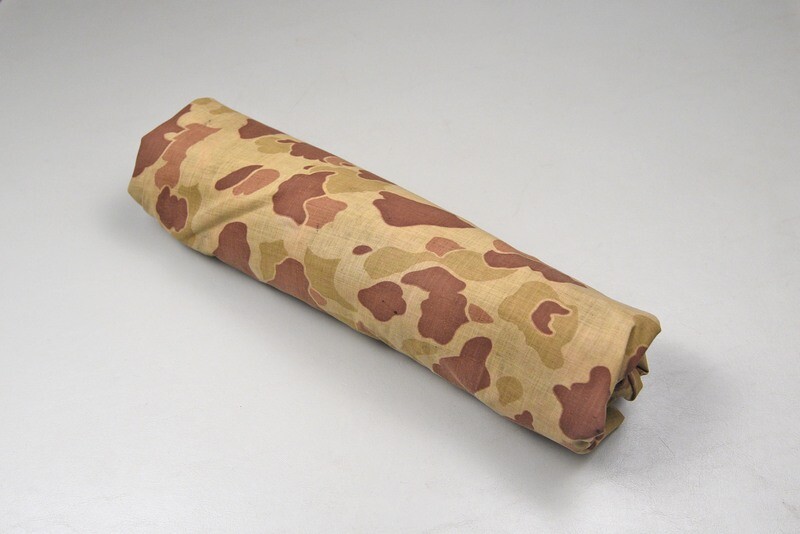 WWII U.S. MARINE CORPS CAMOUFLAGED PONCHO - DATED 1943
