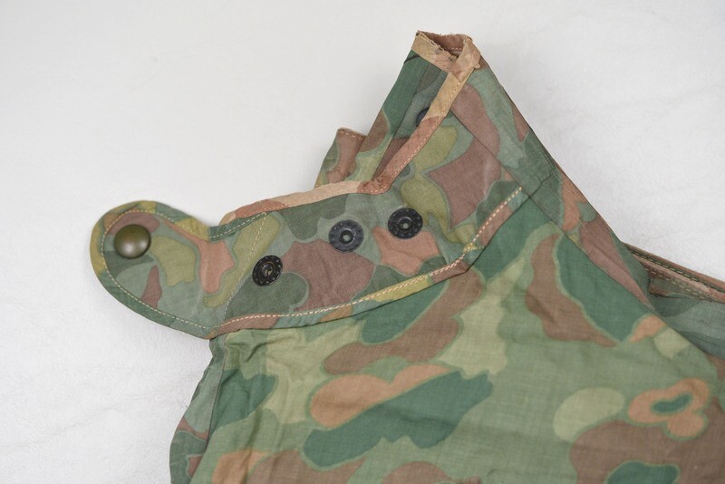 WWII U.S. MARINE CORPS CAMOUFLAGED PONCHO - MARKED