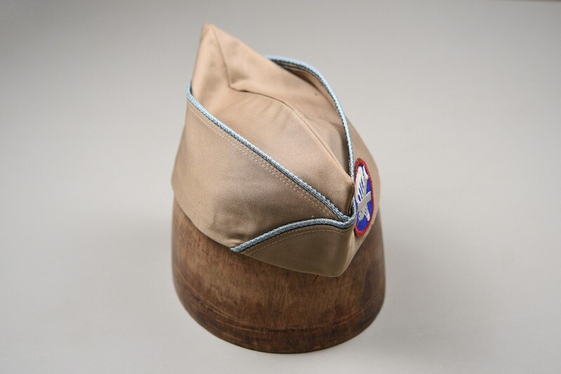 WWII U.S. ARMY PARATROOPER ENLISTED KHAKI OVERSEAS CAP